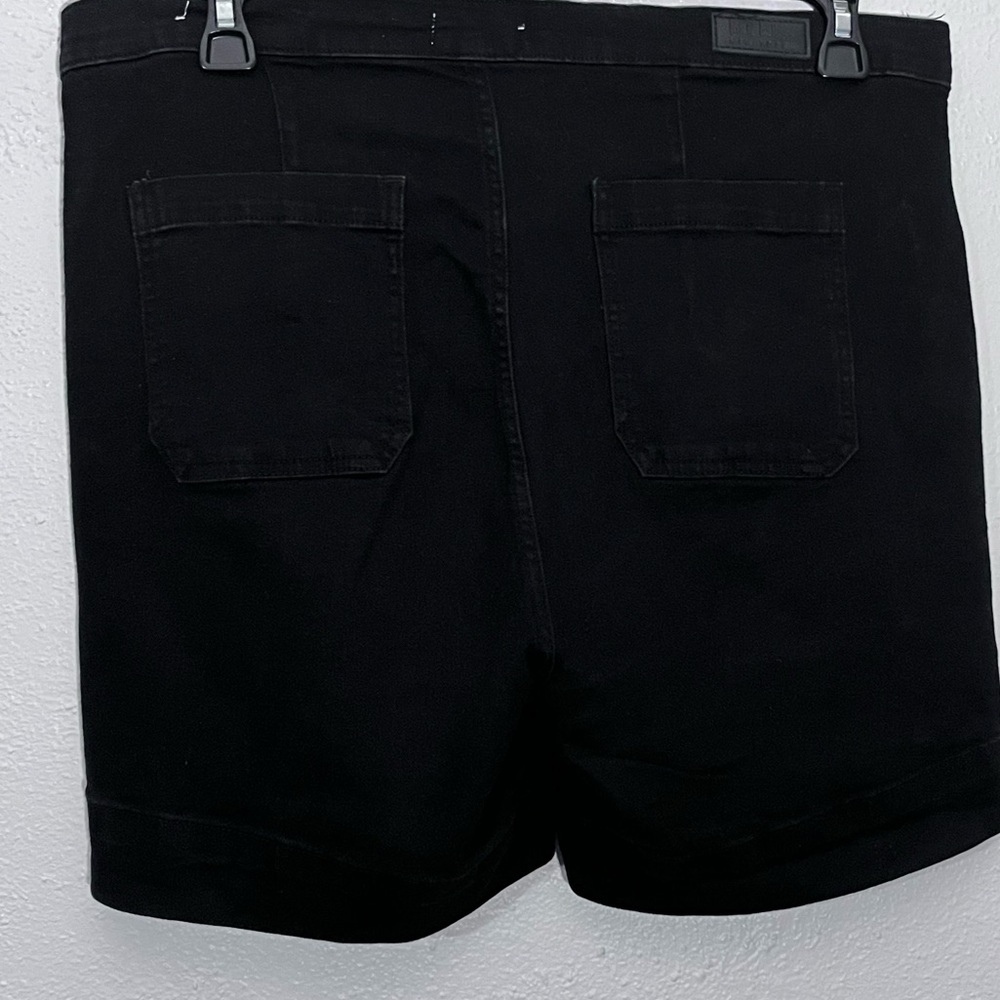 Nicole Miller Women’s Sz 14 SoHo High Rise Black Jean Shorts Stretchy - Picture 2 of 7